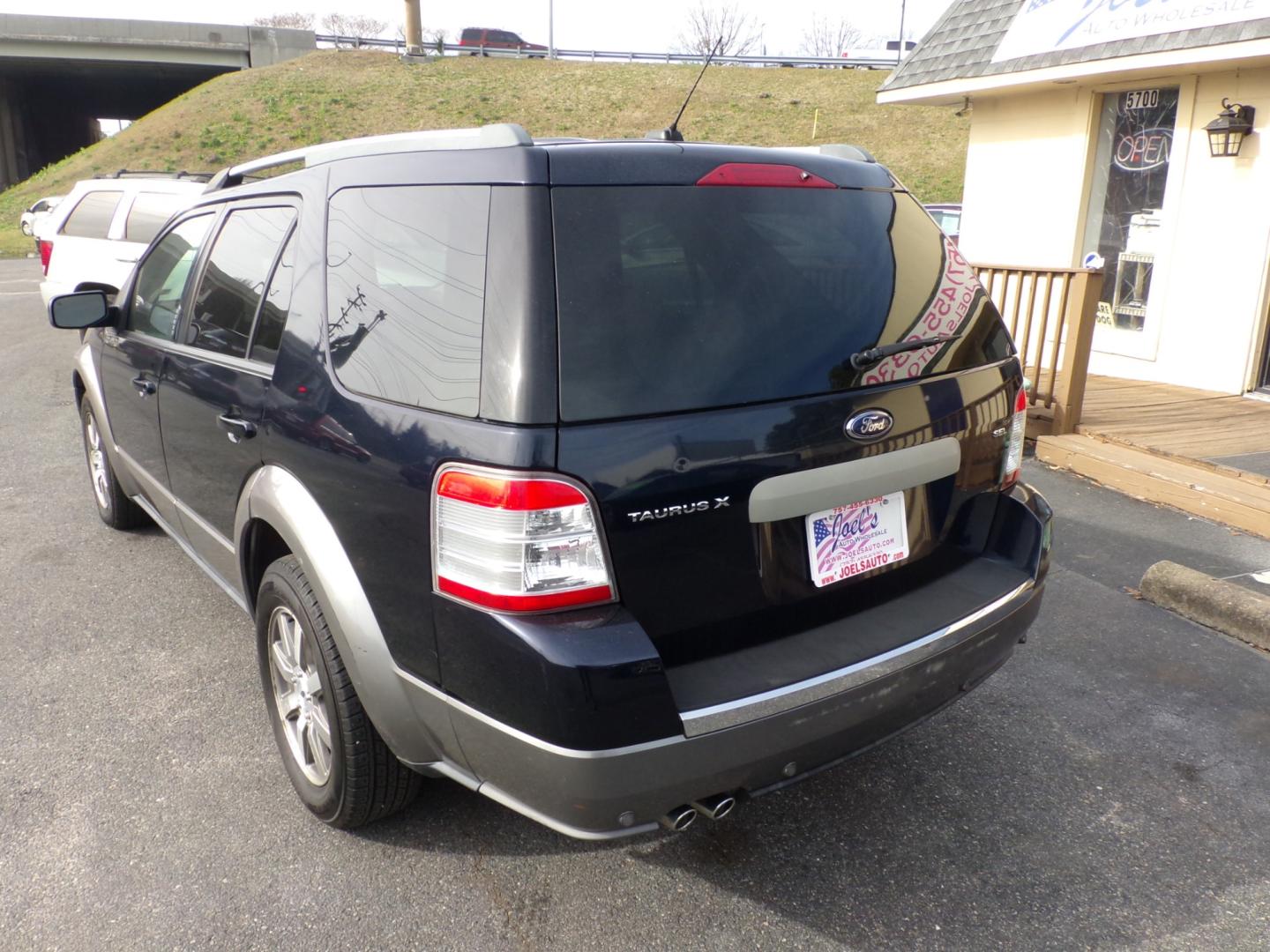 2008 Blue Ford Taurus X SEL FWD (1FMDK02W18G) with an 3.5L V6 DOHC 24V engine, 6-Speed Automatic Overdrive transmission, located at 5700 Curlew Drive, Norfolk, VA, 23502, (757) 455-6330, 36.841885, -76.209412 - Photo#11